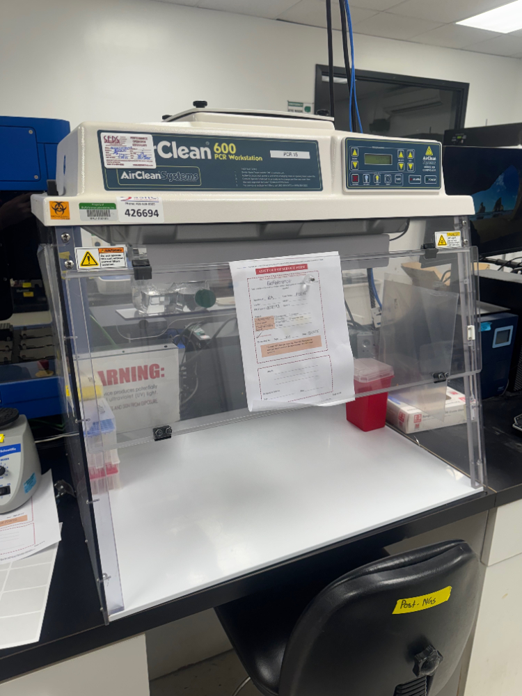 Image of AirClean 600 PCR Workstation